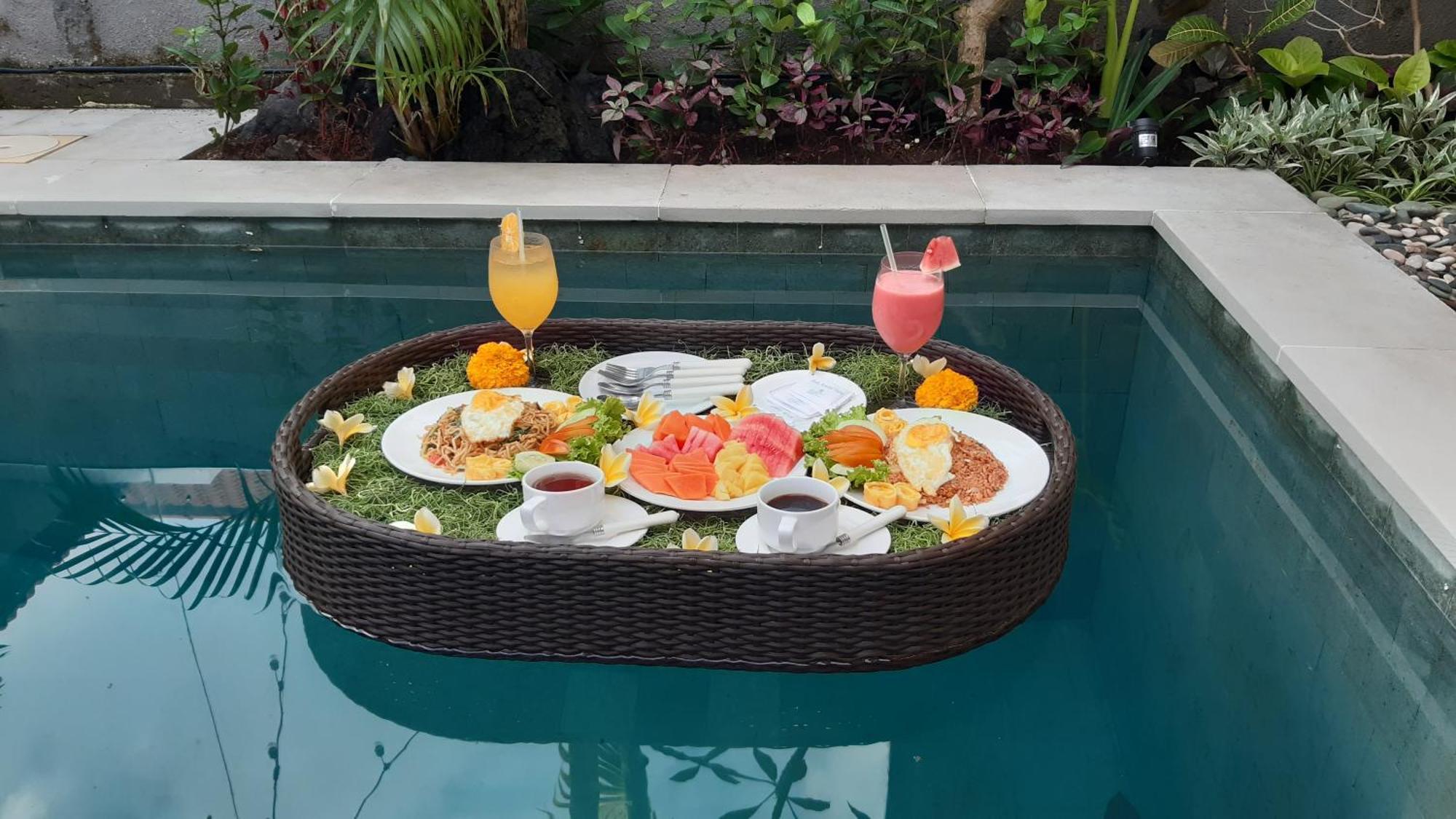 La Fortuna Seminyak  Luaran gambar